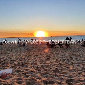 ROzCh24-125S | Travelling Around Australia with Jeff Banks