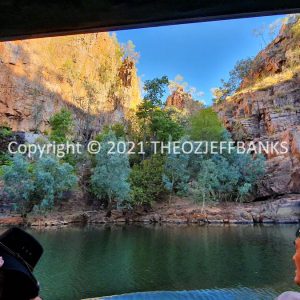 ROzCh26-124 | Travelling Around Australia with Jeff Banks