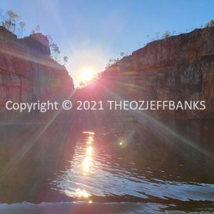 ROzCh26-140S | Travelling Around Australia with Jeff Banks