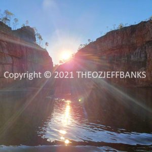 ROzCh26-141S | Travelling Around Australia with Jeff Banks