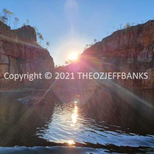ROzCh26-142S | Travelling Around Australia with Jeff Banks