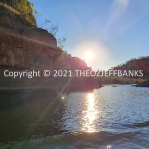ROzCh26-146S | Travelling Around Australia with Jeff Banks
