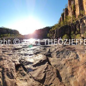 ROzCh26-151P | Travelling Around Australia with Jeff Banks