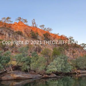 ROzCh26-191 | Travelling Around Australia with Jeff Banks