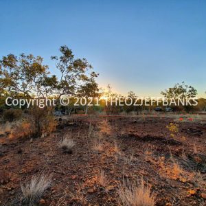 ROzCh38-58S | Travelling Around Australia with Jeff Banks