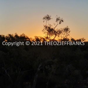 ROzCh38-74S | Travelling Around Australia with Jeff Banks