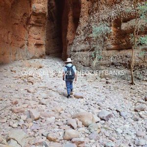 ROzCh39-101 | Travelling Around Australia with Jeff Banks