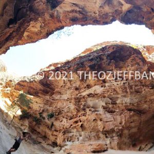 ROzCh39-33 | Travelling Around Australia with Jeff Banks
