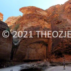 ROzCh40-76P | Travelling Around Australia with Jeff Banks