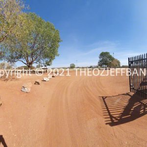 ROzCh45-22P | Travelling Around Australia with Jeff Banks
