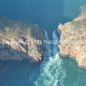 ROzCh48-82 | Travelling Around Australia with Jeff Banks