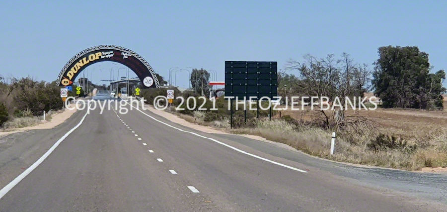 Around Oz the First Time - Chapter 92 - Port Pirie to Mildura | Travelling Around Australia with Jeff Banks