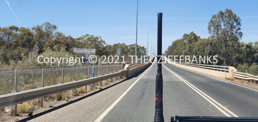 Around Oz the First Time - Chapter 93 - Mildura to Echuca | Travelling Around Australia with Jeff Banks