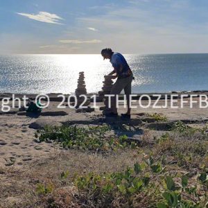 HWGACh42-32 | Travelling Around Australia with Jeff Banks