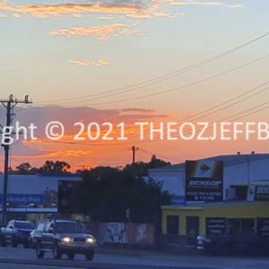 HWGACh8-32S | Travelling Around Australia with Jeff Banks