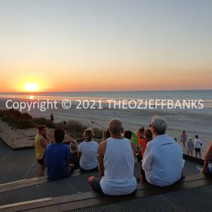 ROzCh55-40S | Travelling Around Australia with Jeff Banks