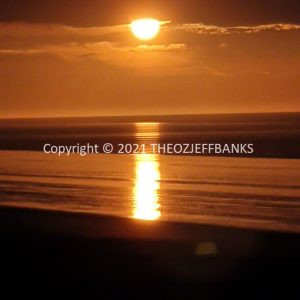 ROzCh56-16S | Travelling Around Australia with Jeff Banks