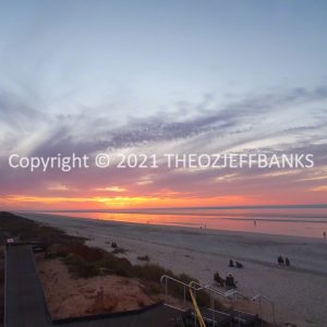 ROzCh56-54S | Travelling Around Australia with Jeff Banks