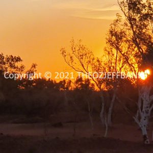 ROzCh63-105S | Travelling Around Australia with Jeff Banks