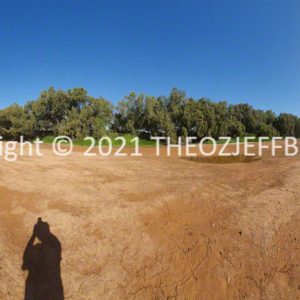 ROzCh69-114P | Travelling Around Australia with Jeff Banks