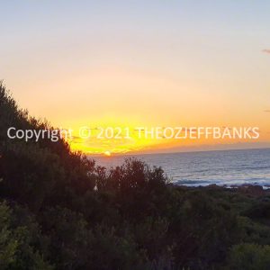 ROzCh77-116S | Travelling Around Australia with Jeff Banks