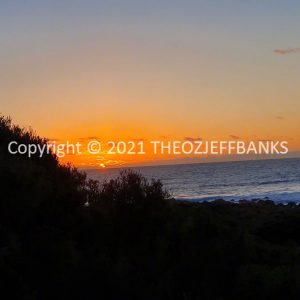 ROzCh77-117S | Travelling Around Australia with Jeff Banks