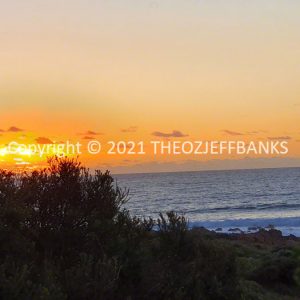 ROzCh77-126S | Travelling Around Australia with Jeff Banks