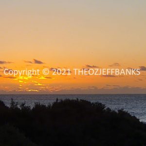 ROzCh77-129S | Travelling Around Australia with Jeff Banks