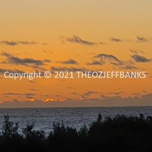 ROzCh77-139S | Travelling Around Australia with Jeff Banks