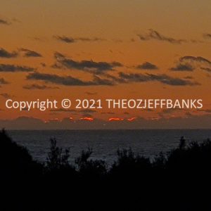 ROzCh77-141S | Travelling Around Australia with Jeff Banks