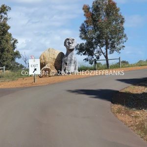 ROzCh77-46 | Travelling Around Australia with Jeff Banks