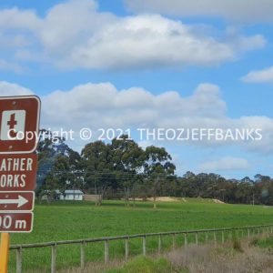ROzCh79-325 | Travelling Around Australia with Jeff Banks