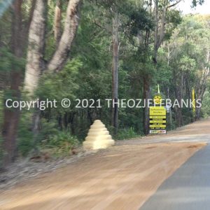 ROzCh79-326 | Travelling Around Australia with Jeff Banks