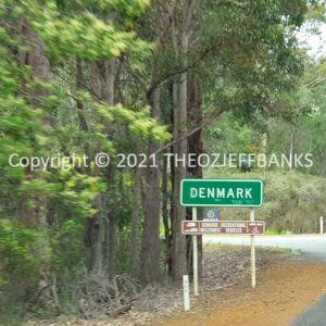 ROzCh79-329 | Travelling Around Australia with Jeff Banks