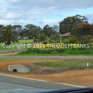 ROzCh79-343 | Travelling Around Australia with Jeff Banks