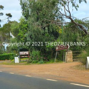 ROzCh79-43 | Travelling Around Australia with Jeff Banks