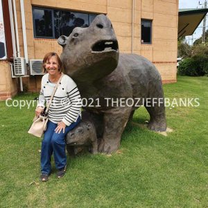 ROzCh79-84 | Travelling Around Australia with Jeff Banks