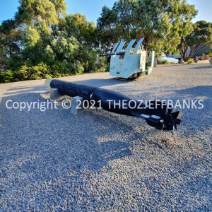 ROzCh80-312 | Travelling Around Australia with Jeff Banks