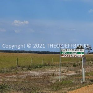ROzCh82-100 | Travelling Around Australia with Jeff Banks