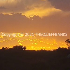 ROzCh82-125S | Travelling Around Australia with Jeff Banks