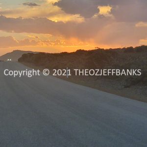 ROzCh82-129S | Travelling Around Australia with Jeff Banks