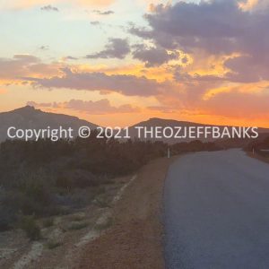 ROzCh82-136S | Travelling Around Australia with Jeff Banks