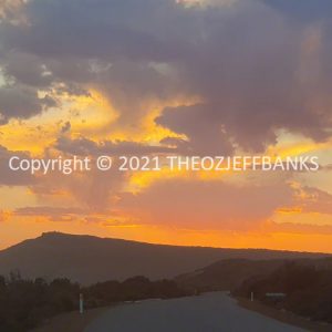 ROzCh82-145S | Travelling Around Australia with Jeff Banks