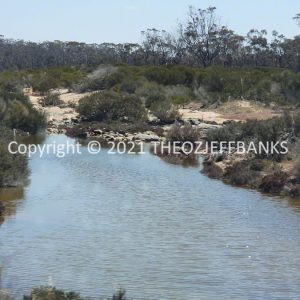 ROzCh82-42 | Travelling Around Australia with Jeff Banks