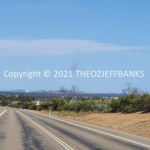 ROzCh82-69R | Travelling Around Australia with Jeff Banks