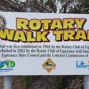 ROzCh83-64 | Travelling Around Australia with Jeff Banks
