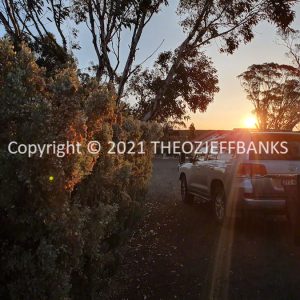 ROzCh84-99S | Travelling Around Australia with Jeff Banks