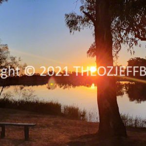 ROzCh92-128S | Travelling Around Australia with Jeff Banks