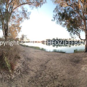 ROzCh92-140 | Travelling Around Australia with Jeff Banks