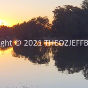 ROzCh92-152S | Travelling Around Australia with Jeff Banks
